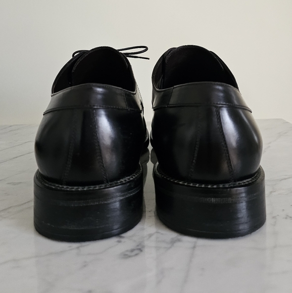 Size 10.5 | Salvatore Ferragamo Authentic oxford shoes - Picture 3 of 11
